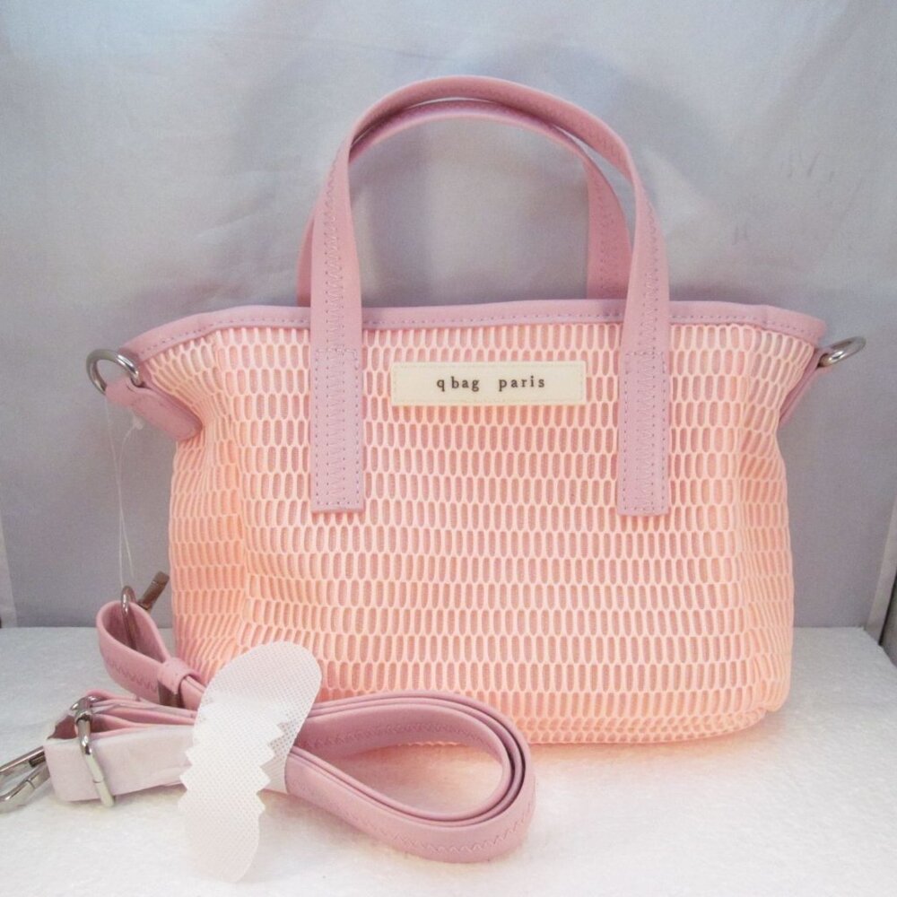 Q Bag Paris Light Pink Bubble Shoulder Handbag